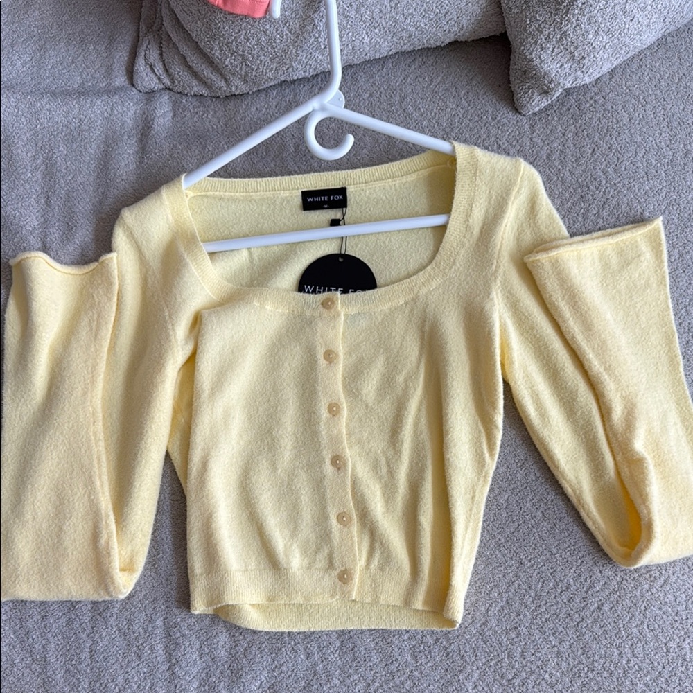 White Fox Yellow Cardigan Cropped